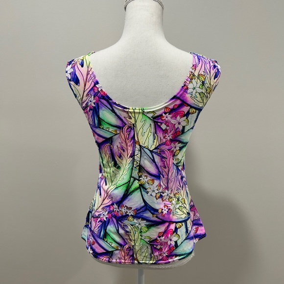 Sleeveless, scoop neck stretch top from coquetry clothing - Picture 2 of 8